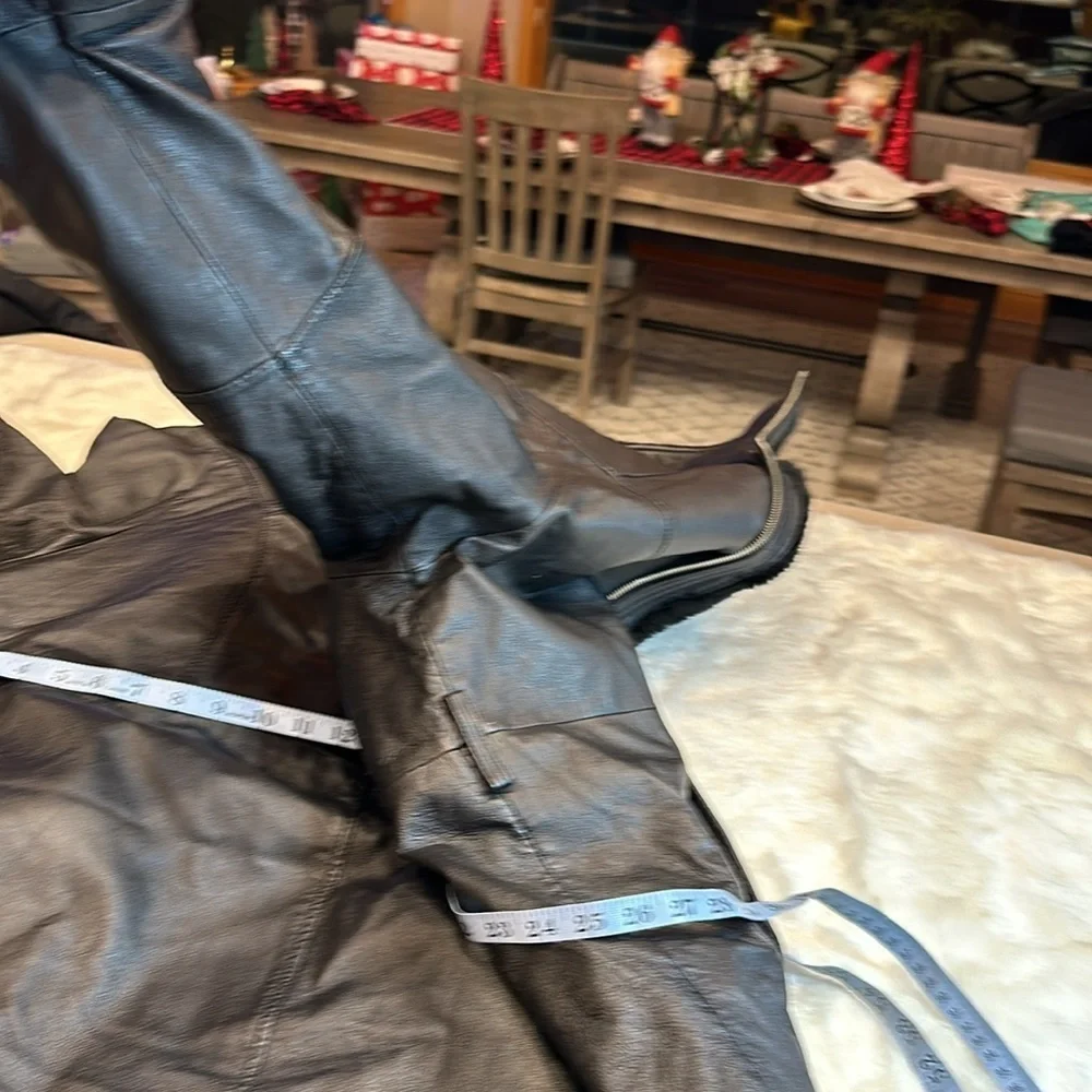 Wilson”s the leather experts black leather jacket with lining sz L (no belt) - Picture 15 of 17